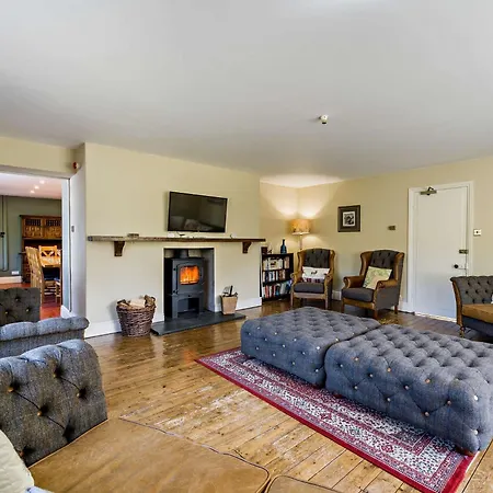 8 Bed In Sz226 * Grizedale